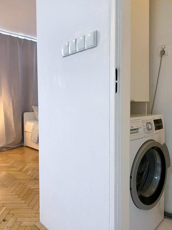 Halby Apartment Chlodna 15 Varsóvia Exterior foto